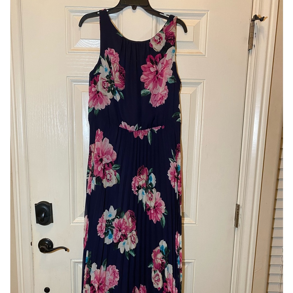 Jessica Howard Floral Maxi Dress - Navy and Pink